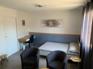 Grand studio très agréable avec bar, cuisine et terrasse - Cagnes-sur-Mer - 8