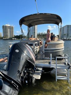 SunBoat Rental - Pontoon Boat Rental - Dania Beach - 2