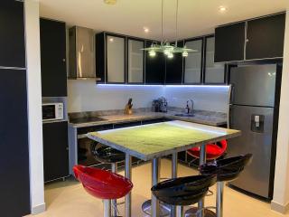 Sunshine 503 Beautiful SeaView 2Beds2bath w AC front Beach - Cartagena de Indias - 9