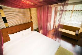 Boutique Hot Spring Resort - 6