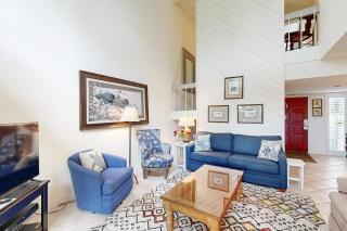 Golf-Course-Front Amelia Island Townhome with Patios, Fast WiFi & Shared Pool - 5