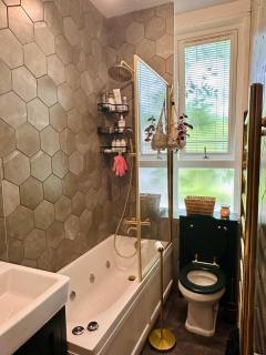 Wee one Flat share accomodation - 4