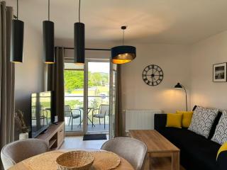 APARTAMENTY "LA VILLA" DELUXE z dwoma sypialniami, balkonem, parkingiem, blisko centrum - 1