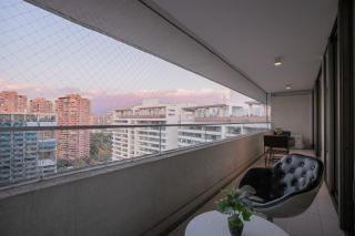 Premium 2BR 2BA Parque Arauco - Balcon con malla - Santiago - 2