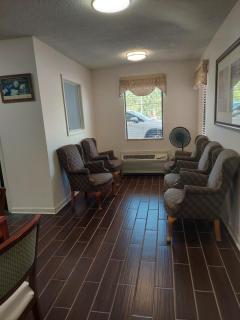 Shelaine Inn - Jeffersonville - 6