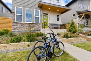 Contemporary Gem - Rooftop Deck & Private Hot Tub! - 5