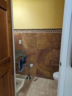 Riverfront Luxury Pool & Hot Tub fishing paradise near beaches Mets Stadium - River Park - 6