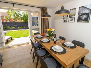 25 St Benedict Road - South Hayling - 4