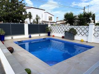 Jolie maison avec sa piscine privée WIFI - Empuriabrava - 8