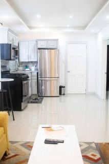 Modern 2 Bedroom in Georgetown - Georgetown - 3