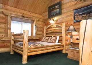 Hibernation Station - West Yellowstone - 6