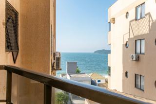 A02 - Estrela do Mar 403 A - Centro de Bombinhas - 30m do mar - Ótima localização - 8