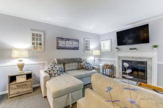 Norwich Vacation Rental with Golf Course Views! - 7