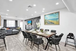 Seaside Oasis in Hollywood Lakes near the Beach - 2