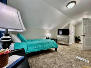 Charming 4BR Home in Liberty Township w Large Deck - 1