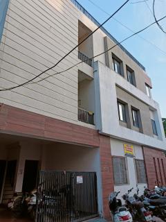 Mahalaxmi Nagar Residency Ac Rooms - Indore - 3