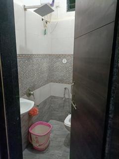 Mahalaxmi Nagar Residency Ac Rooms - Indore - 2
