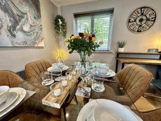 No48 - 2-bed Boutique Apartment - Hosted by Hutch Lifestyle - Leamington Spa - 1