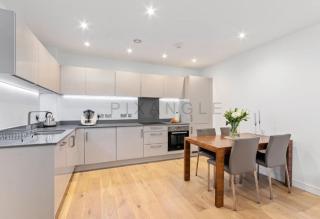 Beautiful large 3 bed 2 bath flat in Stratford - Londra - 3