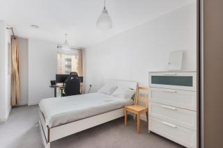 Beautiful large 3 bed 2 bath flat in Stratford - Londra - 1