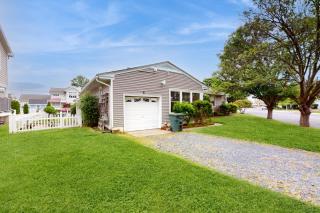 Fran's Beach House - 8