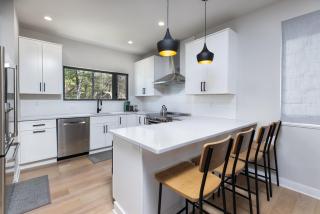 Lake George Luxe- Brand New, Ideal Location - Lake George - 7