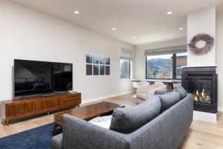 Lake George Luxe- Brand New, Ideal Location - Lake George - 9
