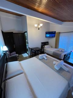 Vila AT - Berat - 1