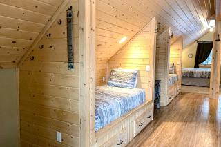 Poppy's Place Studio - 5