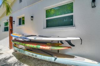 Redington Beach Coastal Retreat - Walk to Beach! - 8