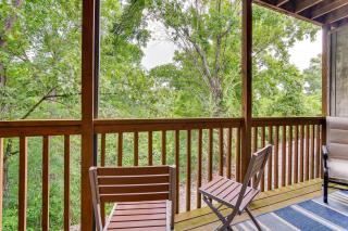 Condo with Lake Access about 2 Mi to Silver Dollar City! - Branson West - 9