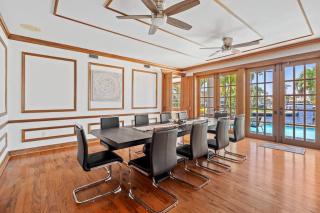 Pool & Hot Tub! Historic FL Charm! Billiard & Ping pong, Walk to the Beach - Fort Lauderdale - 1