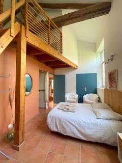 Logement au calme entoure d un grand jardin - Falleron - 2