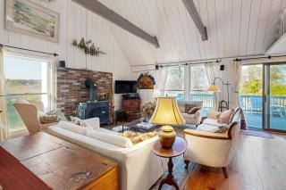 Soundmeadow House - Oak Bluffs - 7