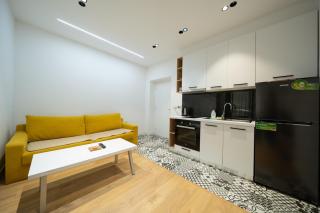 Cosy Urban Central Apartment - Tirana - 3