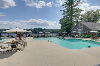 Summer Village Family Cottage w/ Community Perks! - 9