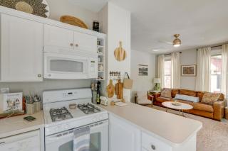 Summer Village Family Cottage w/ Community Perks! - 4
