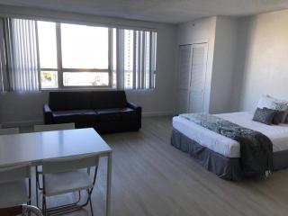 Stylish studio on the bay - Miami Beach - 8