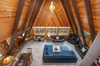 Quail Haven- A-frame cabin with hot tub, views, and more - Oakhurst - 6