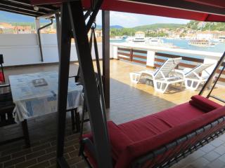 Apartments Makjanić - Jelsa - 5
