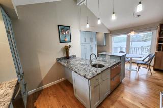 Edgecomb Riverhouse - 2