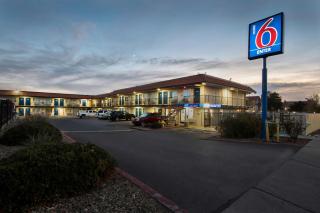 Motel 6-Albuquerque, NM - Carlisle - Albuquerque - 8
