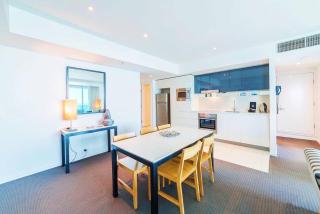 Hilton- Luxury Sky Ocean Lv27 Large Apartment - Gold Coast - 5