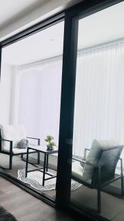 London LUXXE Apartments with Parking, Prime Location - Londra - 8