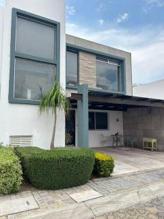 Comfy House with Heated Pool - Lomas de Angelopolis - 0