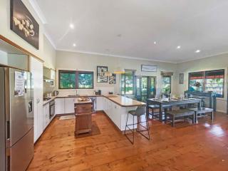 Bernstein Estate - Bellbird - 6