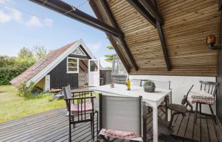 3 Bedroom Beautiful Home In Gilleleje - 9
