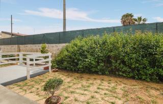Stunning Home In Avola - 2