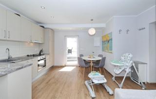 Stunning Home In Bast - Bast - 6