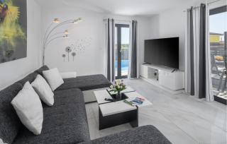 3 Bedroom Amazing Home In Musales - 8